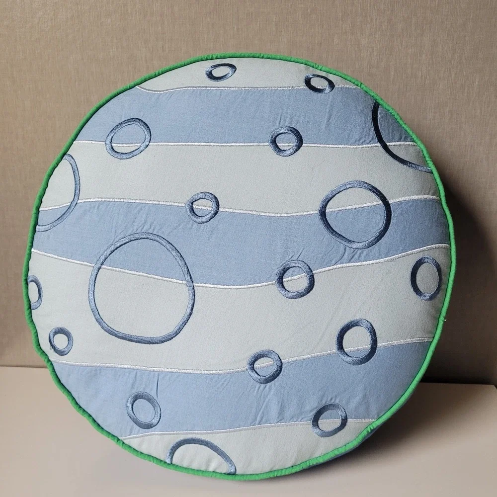 Crate & Kids Solar System Adventure Bedding Set 2 Shams/ 2 Themed Pillows Space